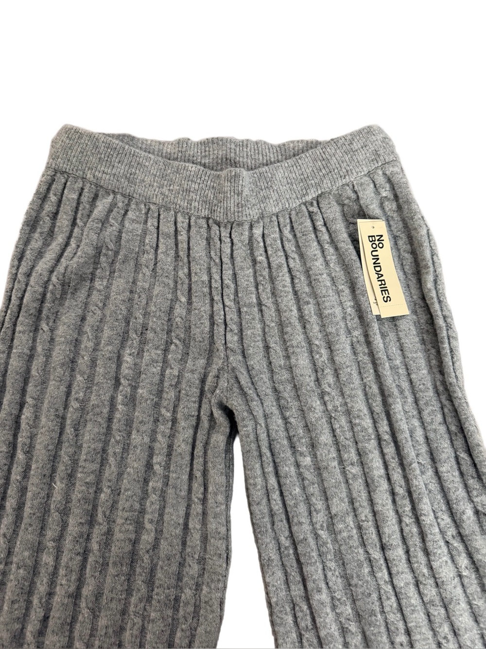 NWT NO BOUNDARIES Heather Grey Cable Knit Flare Leg Sweater Pants Size XL 16/18 - Picture 5 of 8